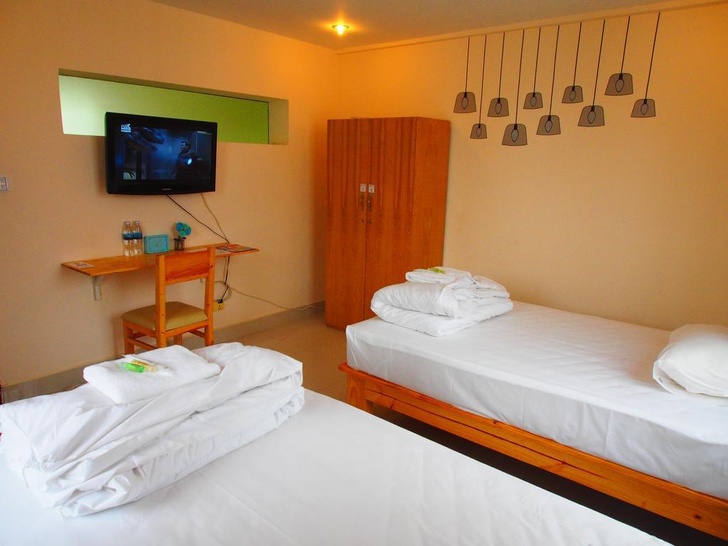 Top Hostel Phnom Penh Room photo