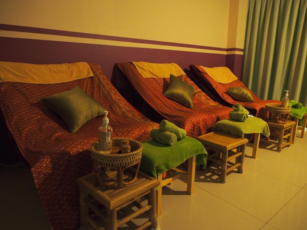 Top Hostel Phnom Penh Exterior photo