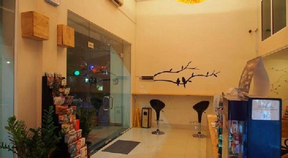 Top Hostel Phnom Penh Exterior photo